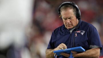 Bill Belichick le hace un roto a Microsoft por sus tablets Surface