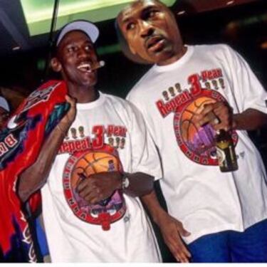 "La mejor versión de los Lakers ganaría de 50 a la de los Bulls"