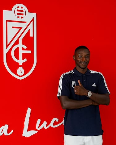 Oficial: Souleymane Faye llega del Betis