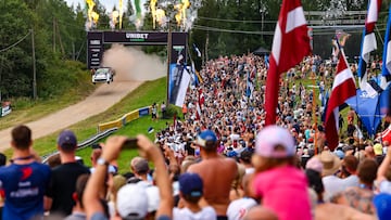 Oliver Solberg, con el Toyota en el Rally de Estonia.