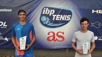 Imagen de la entrega de trofeos del XXIII Trofeo Feria de Almería, del Circuito IBP Tenis Pro
