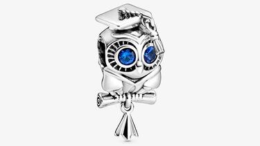Celebra las ocasiones especiales con un ‘charm’ de Pandora en plata de primera ley