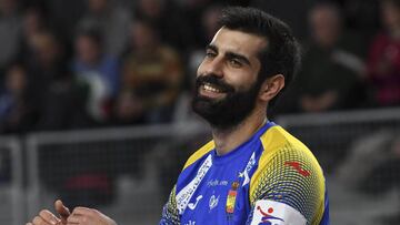 Corrales: "Si controlamos a Hansen ganamos mucho"