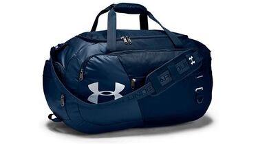 Espaciosa e impermeable: la bolsa de deporte Under Armour mejor valorada en Amazon