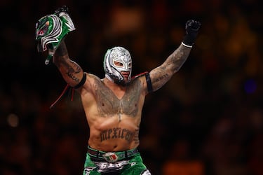 El de Chula Vista, una ciudad del condado de San Diego en el estado estadounidense de California, es tres veces Campeón Mundial, ha ganado el Campeonato Mundial Peso Pesado dos veces y el Campeonato de la WWE en una ocasión. En 2023, por su larga trayectoria y aporte a la industria luchística, fue inducido al Salón de la Fama de WWE. Actualmente, trabaja para la empresa WWE, ​donde se presenta en la marca SmackDown.
