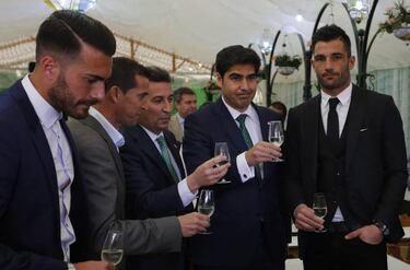 Los futbolistas del Betis
disfrutan de la Feria de Sevilla
