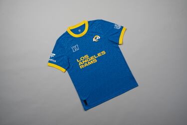 Las camisetas de los equipos de la NFL al estilo clásico del fútbol