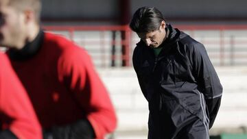 Petar Vasiljevic en el entrenamiento de ayer.