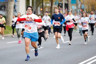Las mejores imágenes de la carrera solidaria Madrid corre por Valencia