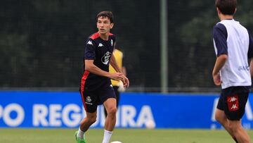 Oficial: Ida y vuelta para Chacón, cedido a la Cultural Leonesa