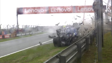 Accidente de Logan Sargeant en los Libres 3 del GP de Países Bajos.