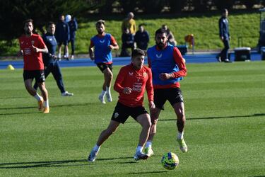 El Almería se despide de De la Hoz y Portillo