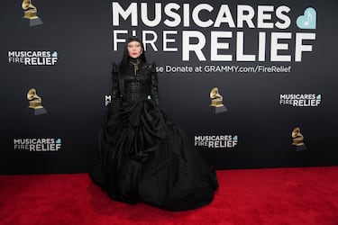 Lady Gaga en la alfombra roja de los Premios Grammy 2025.