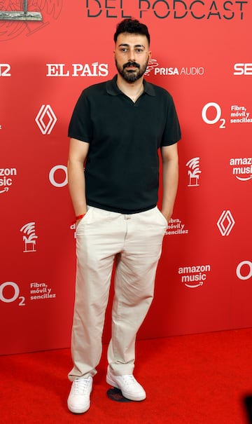 Bertus durante la IV edición de la gala de entrega los Premios Ondas Globales del Podcast.   

 
 
 