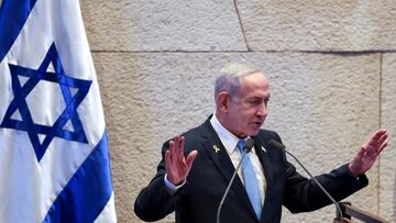 Israeli Prime Minister Benjamin Netanyahu speaks during a Plenum session of the Knesset, Israel's Parliament, also attended by Argentine President Javier Milei, in Jerusalem, June 11, 2025 REUTERS/Ronen Zvulun REFILE - QUALITY REPEAT