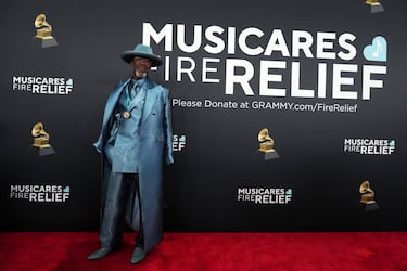 Ricky Dillard posa en la alfombra roja de los Grammys 2025 en ell Crypto.com Arena situado en la ciudad de Los Ángeles, en California.