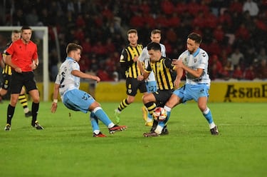 El viento y los penaltis, aliados del Málaga