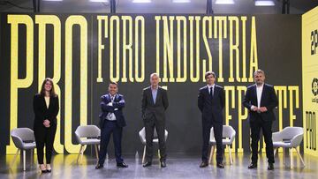 02/06/21
MESA REDONDA: LAS NUEVAS REGLAS DEL PATROCINIO POST-COVID
PATRICIA LOPEZ , PABLO ORTIZ , DAVID SERRAHIMA , ALFREDO BUSTILLO , JOSE ANTONIO FERNANDEZ
PRO FORO INDUSTRIA Y DEPORTE 2021 AS - 2PLAYBOOK
MAS DEPORTE 20/21