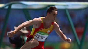 Sergio Fernández, camino del récord español de los 400 metros vallas en los Juegos de Río.