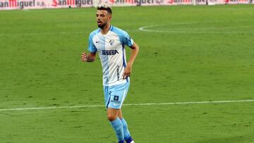 Cristian Rodríguez, durante el Málaga - Alcorcón.