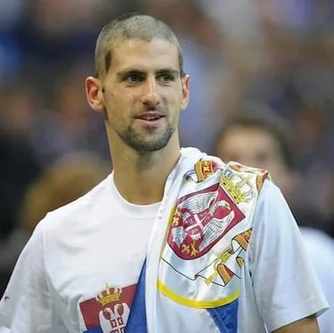 El rapado de Alcaraz, las mechas de Agassi, las rastas de Brown... la peluquería del tenis