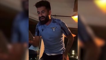 Hysaj canta el 'Bella Ciao' y enfada a los fans del Nápoles