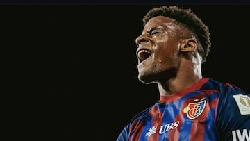 Kevin Carlos.