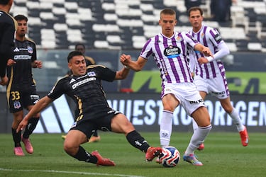 Latasa sentencia a Colo Colo con un gran gol de cabeza
