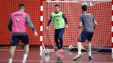 Ortiz, capitán de la selección española, en un entrenamiento previo a la Eurocopa.