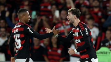 Lino lidera y Saúl no aparece