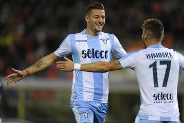 El jugador serbio de la Lazio, tiene un valor de 75 millones de euros, siendo quinto lugar a sus 23 años.