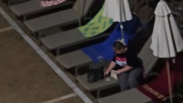 La nueva medida ‘nocturna’ de los turistas en la guerra de tumbonas de los hoteles de Tenerife: “Es un círculo vicioso”