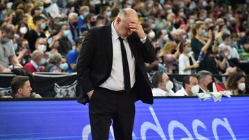 El entrenador del Real Madrid, Pablo Laso, ha recibido el alta médicca y vuelve a casa tras sufrir un infarto en la madrugada del pasado sábado al domingo.