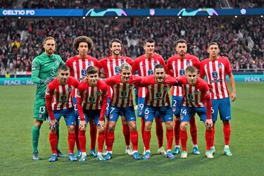 Once inicial del Atlético de Madrid. Jan Oblak, Axel Witsel, Mario Hermoso, Álvaro Morata, José María Giménez, Nahuel Molina, Ángel Correa, Rodrigo Riquelme, Antoine Griezmann, Koke y Pablo Barrios.