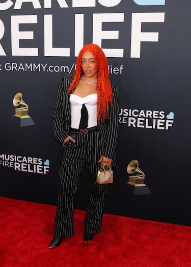 Kara Cannella posa en la alfombra roja de los Grammys 2025 en ell Crypto.com Arena situado en la ciudad de Los Ángeles, en California.