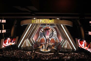 'Anora' se lleva el Oscar y se convierte en la mejor película de 2024. La cinta consigue cinco estatuillas y es la gran ganadora de la noche.