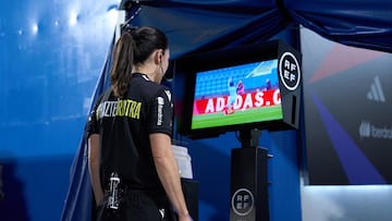 16/01/24 FUTBOL FEMENINO SUPERCOPA DE ESPAÑA 2024
PARTIDO SEMIFINAL ATLETICO DE MADRID - LEVANTE
ARBITRA VAR