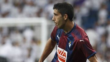 José Ángel con el Eibar.