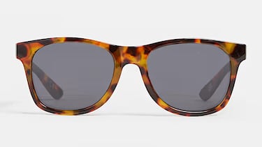 ¿Buscas unas gafas de sol baratas? Consigue estas de Vans desde 11 euros