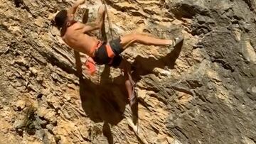 Alberto Ginés en Open your mind direct 9a
