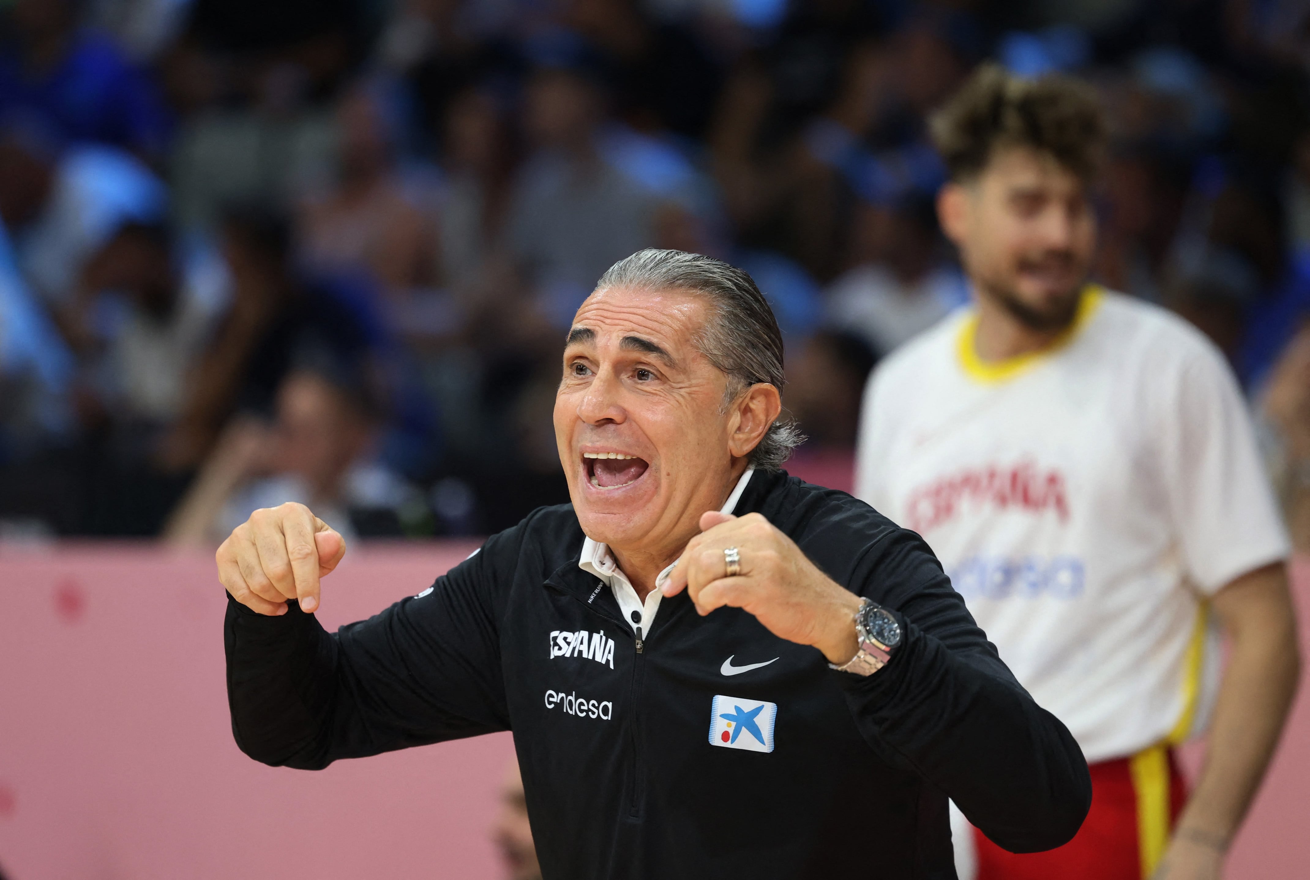 Palo de Scariolo a la FIBA 