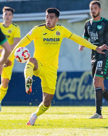 El Antequera suma un puntazo de líder