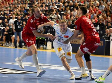 Campanada del Aalborg ante el campeón Magdeburg