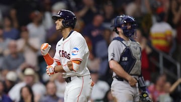 HOUSTON, TEXAS - SEPTEMBER 03: Jeremy Pe�a #3 of the Houston Astros reacts to his solo home run near Austin Wells #28 of the New York Yankees during the sixth inning at Daikin Park on September 03, 2025 in Houston, Texas. Alex Slitz/Getty Images/AFP (Photo by Alex Slitz / GETTY IMAGES NORTH AMERICA / Getty Images via AFP)