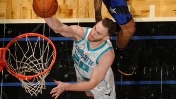 Hundimiento de los Magic en otro día disfrutón de Hayward