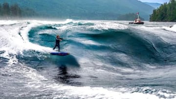 Jamie O'Brien en Skookumchuk Narrows