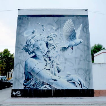 Este mural fue creado para la edición 23700 Arte Urbano Linares del pasado año. Está ubicado en la calle Anastasio Fernández de Rivas, nº 8, Estación Linares-Baeza, Jaén, España. 