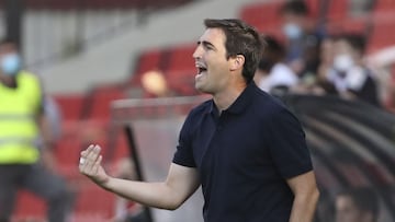 Iraola: "Le doy importancia a dejar la portería a cero"