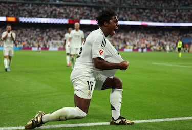 ¡Endrick marca su primer gol!