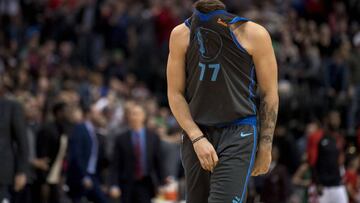 Preocupación por la rodilla de Luka Doncic: "Escuché un 'pop"